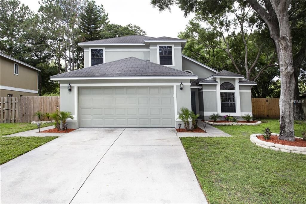 Property Photo:  1535 Spinning Wheel Drive  FL 33559 