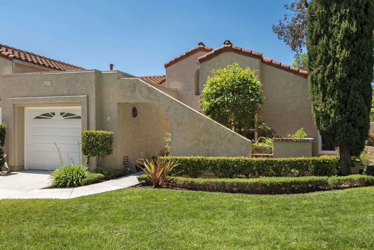Property Photo:  12555 Calle Tamega 112  CA 92128 