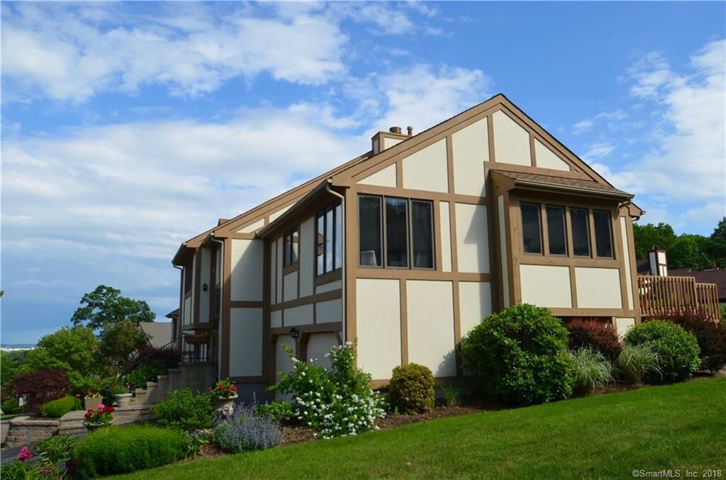 Property Photo: 690 Forest Road 663 CT 06516