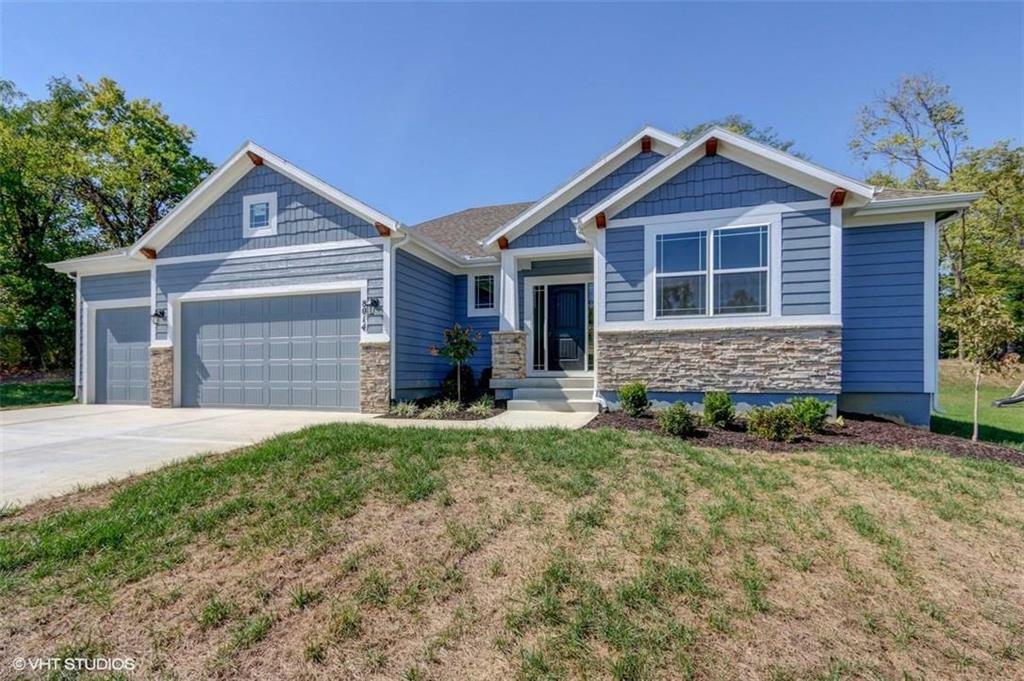 Property Photo: 8014 NW Roberts Road MO 64152