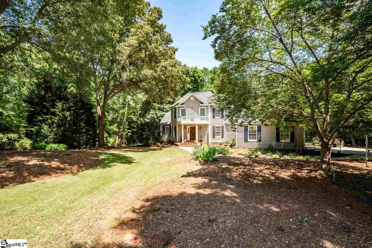 Property Photo:  221 Creekridge Drive  SC 29301 