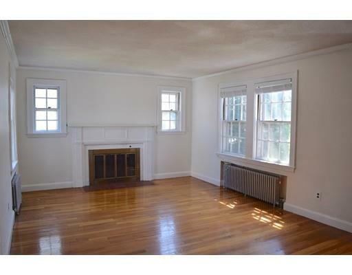 Property Photo:  135 Elm Street 1  MA 02478 