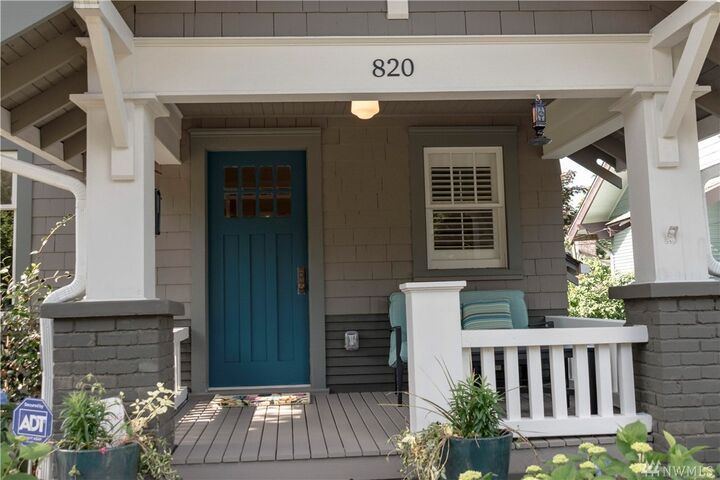 Property Photo:  820 N Ainsworth Ave  WA 98403 