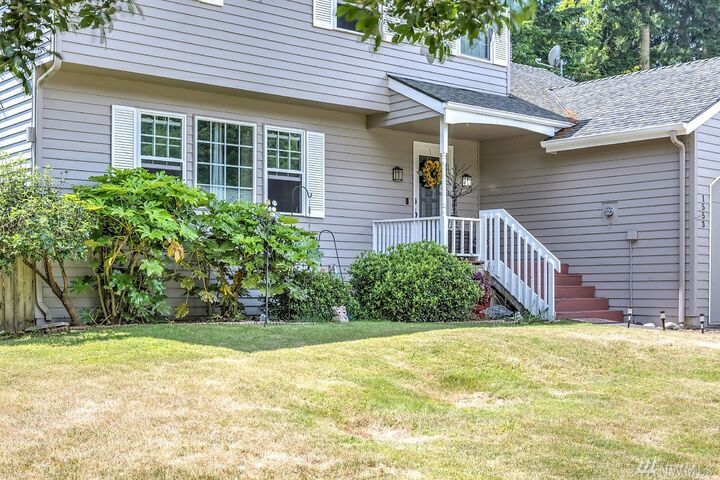 Property Photo: 1553 SW Wedgewood Lane WA 98277
