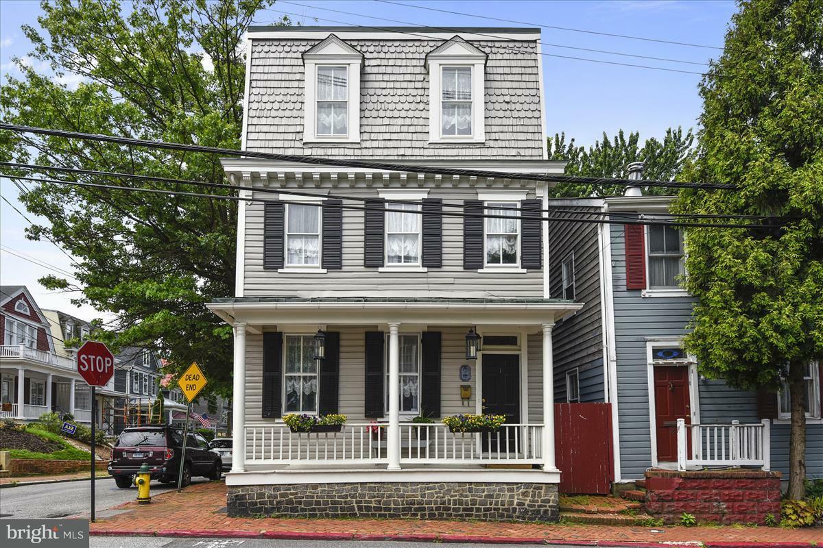 Property Photo:  1 Cathedral Street  MD 21401 