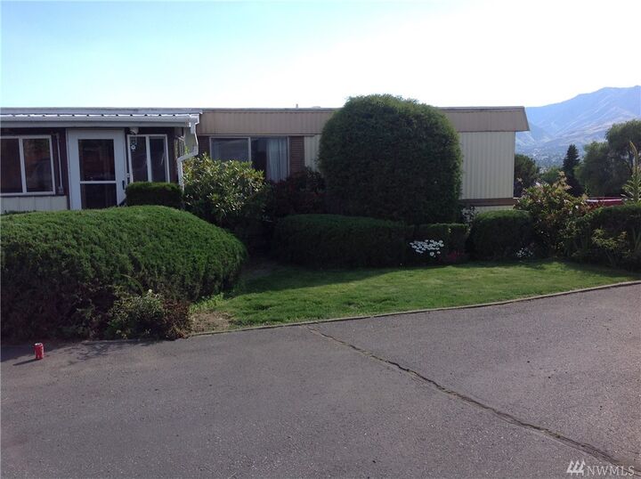 146 23rd St NE  East Wenatchee WA 98802 photo