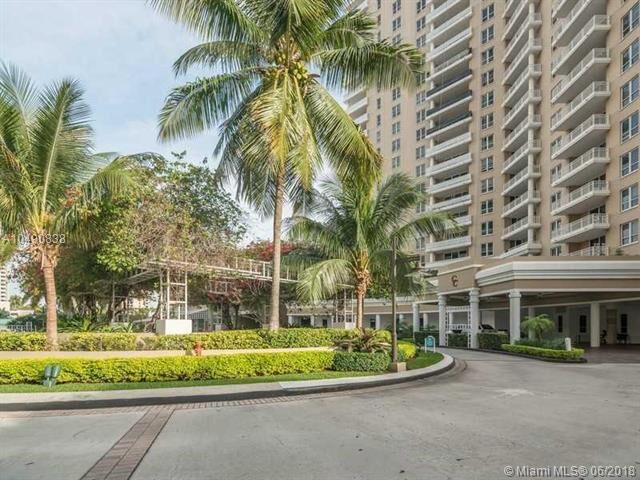 Property Photo: 701 Brickell Key Blvd 2210 FL 33131