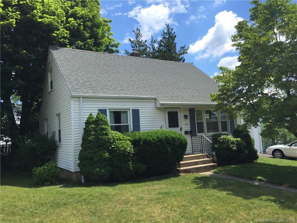 Property Photo:  65 Lynmoor Place  CT 06517 