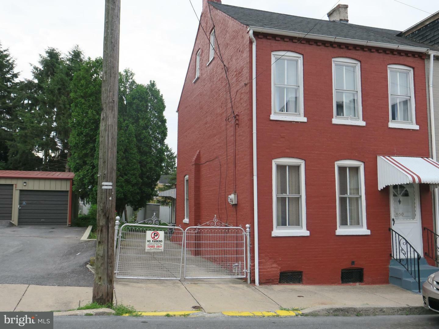 Property Photo:  530 Lafayette Street  PA 17603 