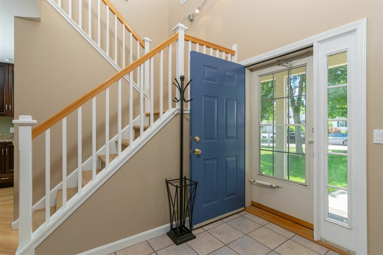 Property Photo: 10 Pomfret Lane VT 05452