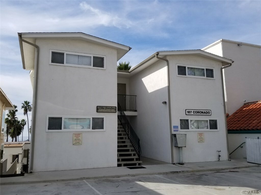 Property Photo:  107 Coronado Lane 3  CA 92672 