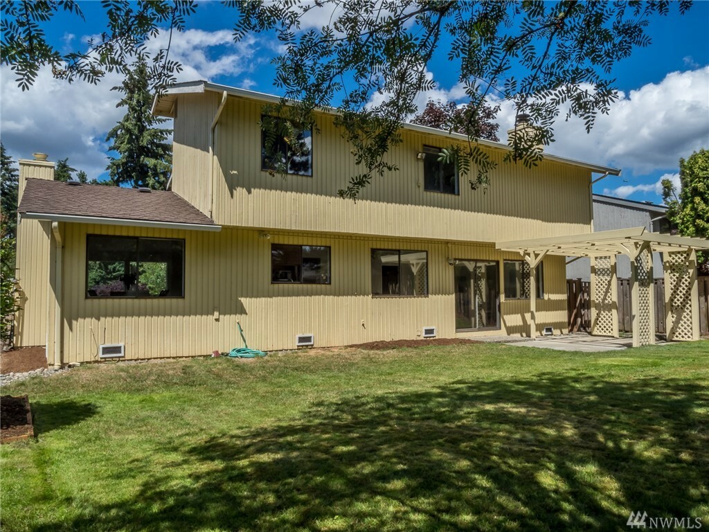 Property Photo:  8503 NE 143rd St  WA 98034 