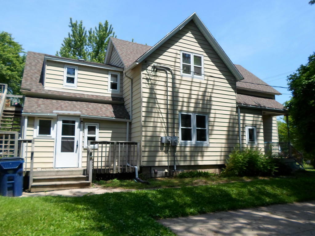 Property Photo: 7141 S Pennsylvania Ave WI 53154