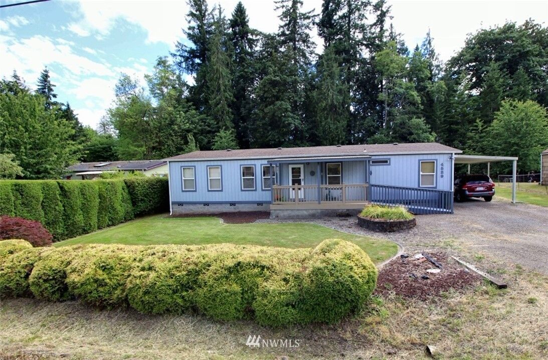 Property Photo: 4529 Pennsylvania Street WA 98632