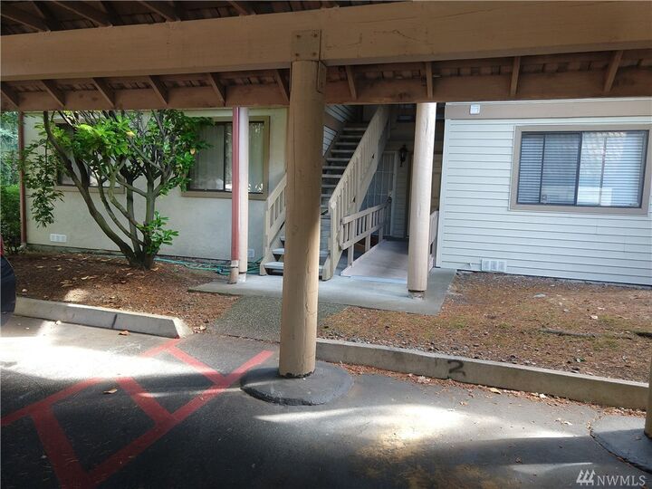 Property Photo:  17509 118th Ave SE C2  WA 98058 