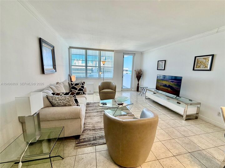 Property Photo: 100 Lincoln Rd 1423 FL 33139