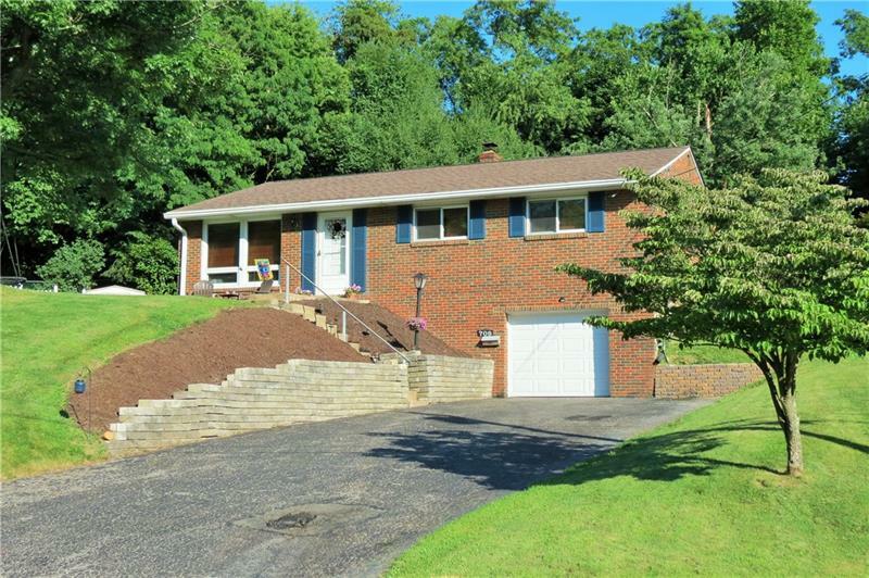 Property Photo:  709 Tralee Drive  PA 15102 