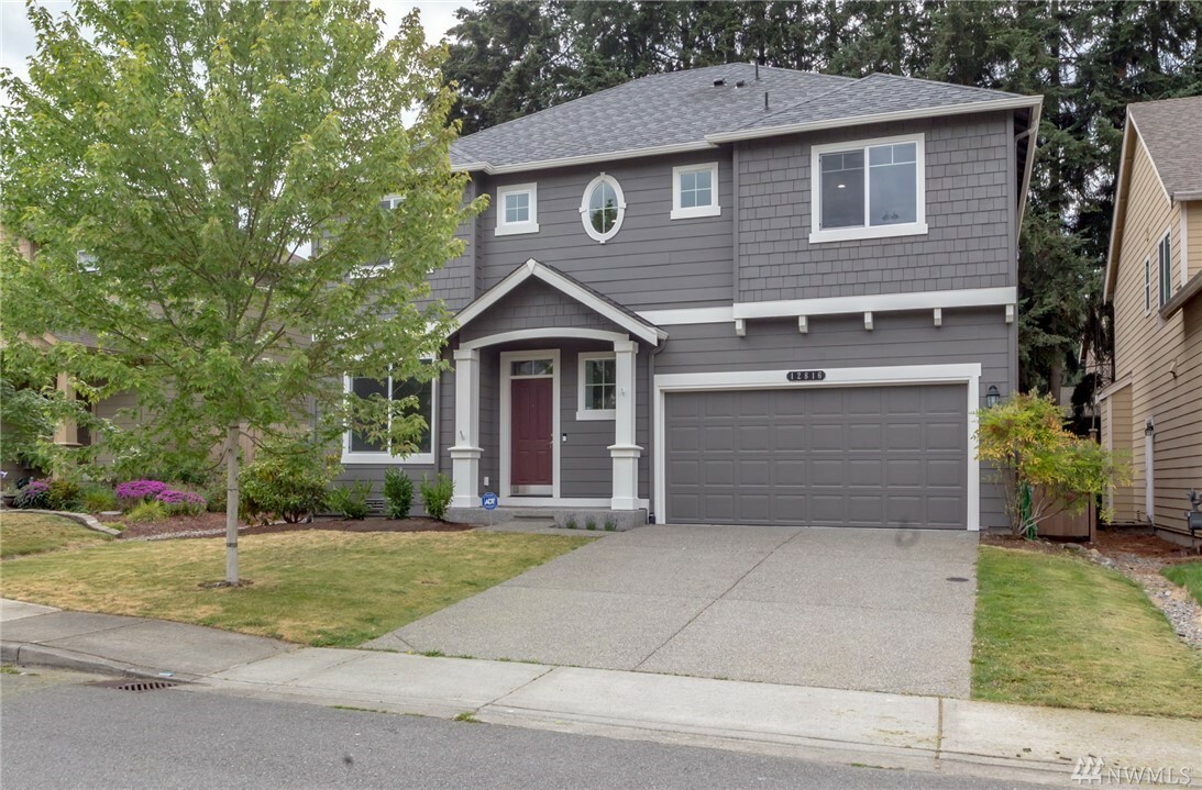 Property Photo:  12816 81 Av Ct E  WA 98373 