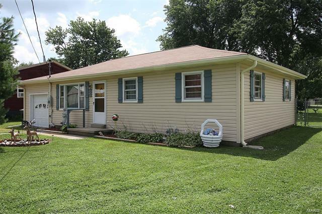 Property Photo: 418 Taylor Avenue 62010