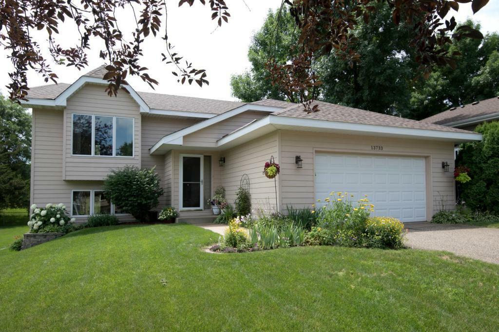 Property Photo:  13733 Carmody Drive  MN 55347 