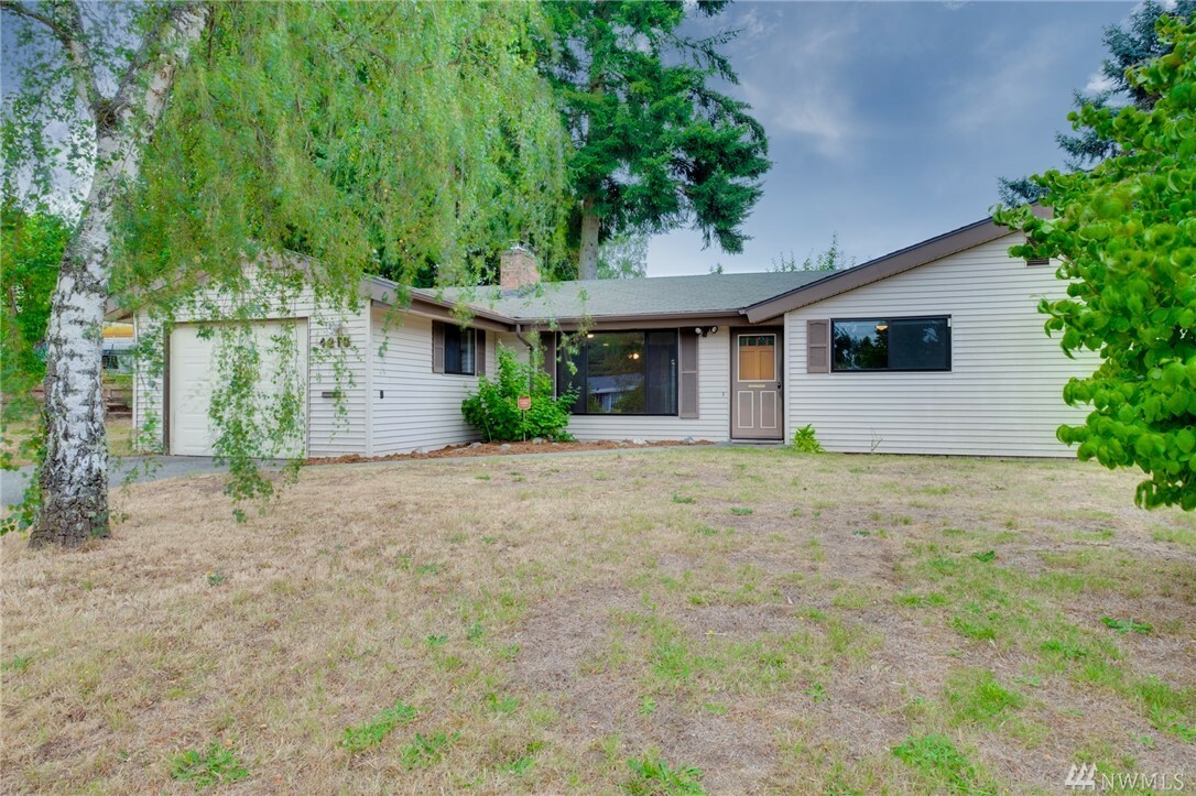 Property Photo:  4210 Westview Dr  WA 98310 