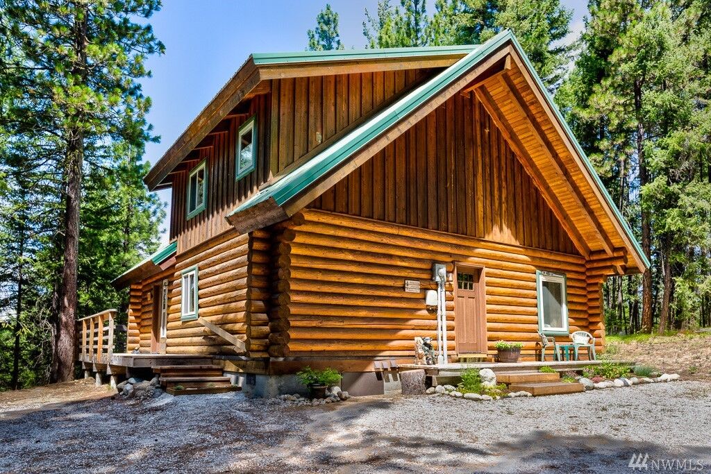 Property Photo:  2615 Larch Dr  WA 98826 