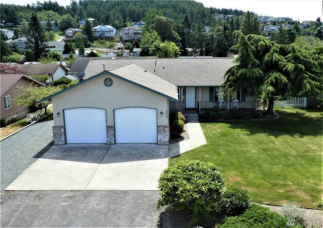 Property Photo:  3505 W 4th St  WA 98221 