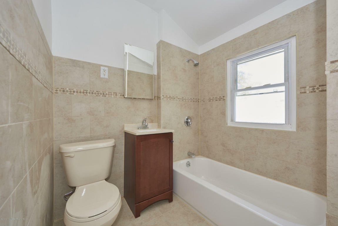 Property Photo:  42 Seabreeze Way  NJ 07734 