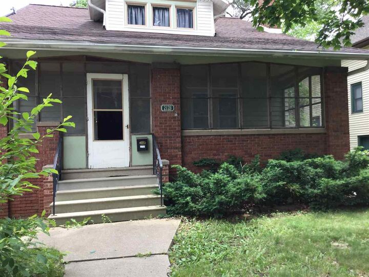 2128 N Bigelow  Peoria IL 61604 photo