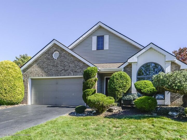 62 Caldwell Terrace  Marlboro NJ 07746 photo