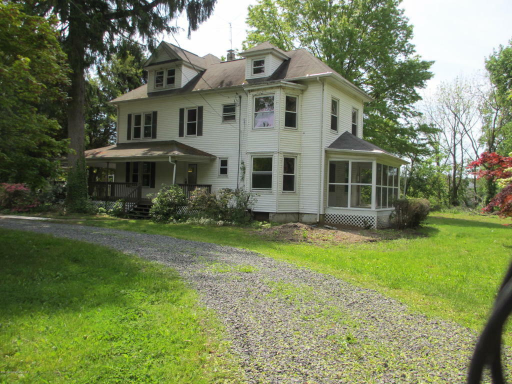 Property Photo:  30 Kings Highway  NJ 07748 