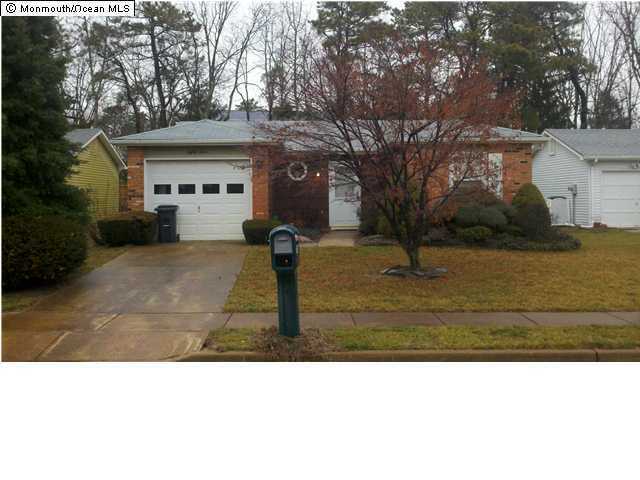 83 Courtshire Drive  Brick NJ 08723 photo