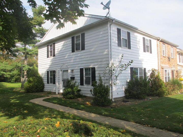 118 Kingsley Way  Freehold NJ 07728 photo