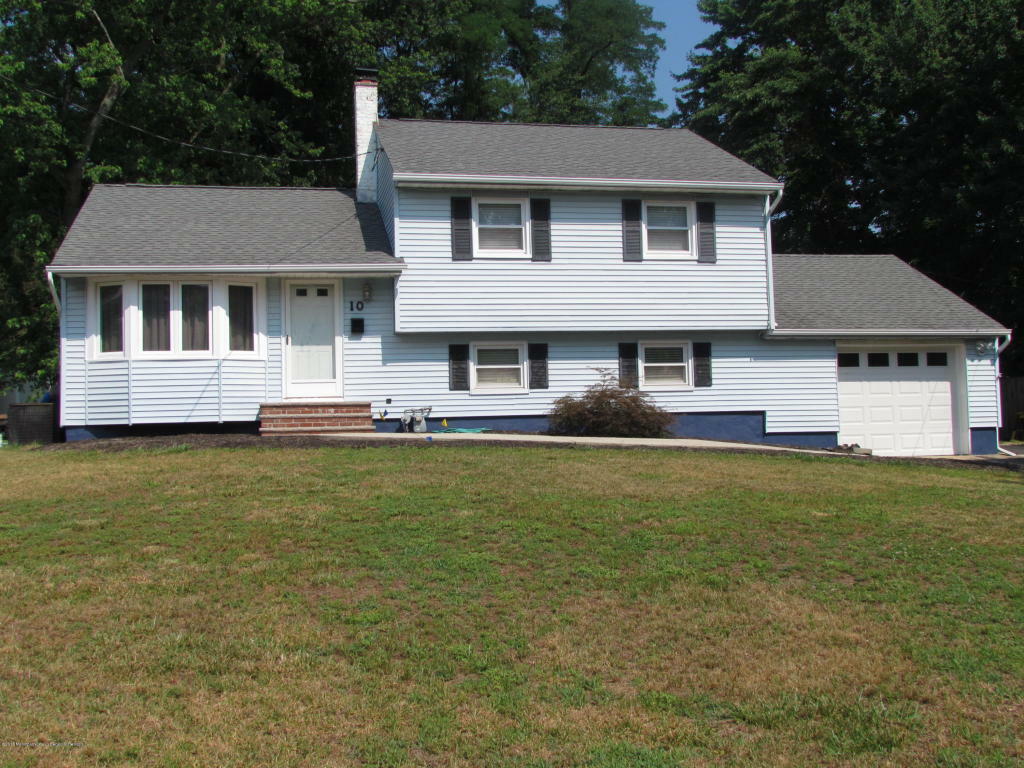 Property Photo:  10 Millbrook Drive  NJ 07748 