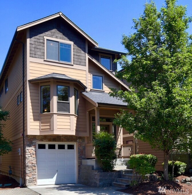 Property Photo:  1817 95th St SW  WA 98204 