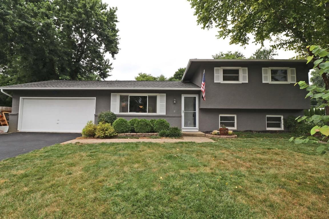 Property Photo: 203 Trafalgar Court OH 43230