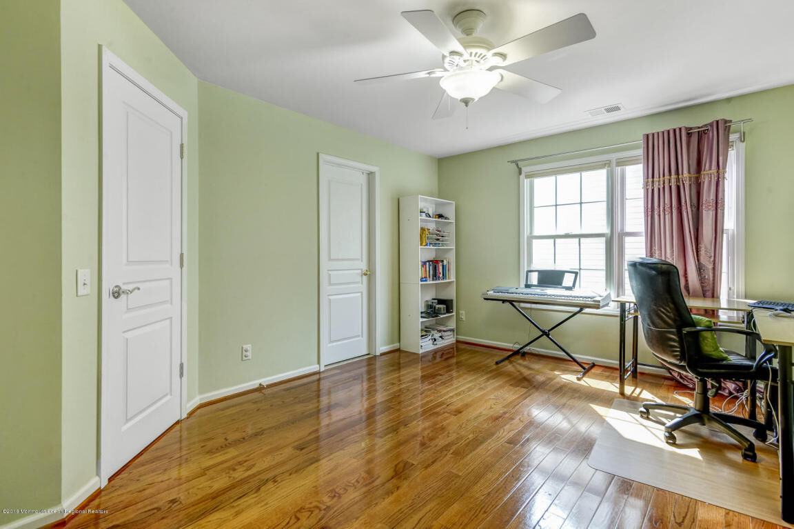 Property Photo:  171 Hickory Hill Boulevard  NJ 07512 