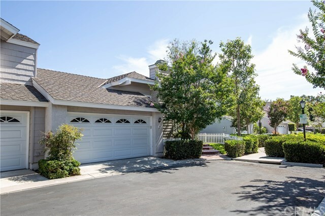 Property Photo:  15 Robinsong  CA 92614 