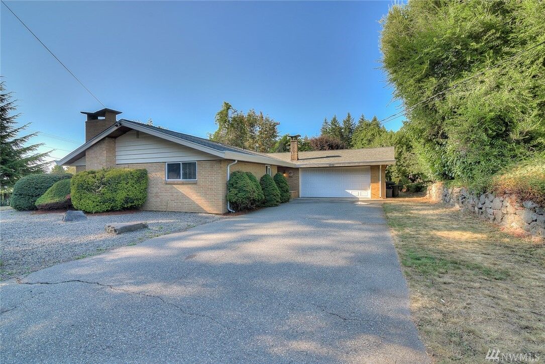 Property Photo: 3215 SE Tamarack WA 98366