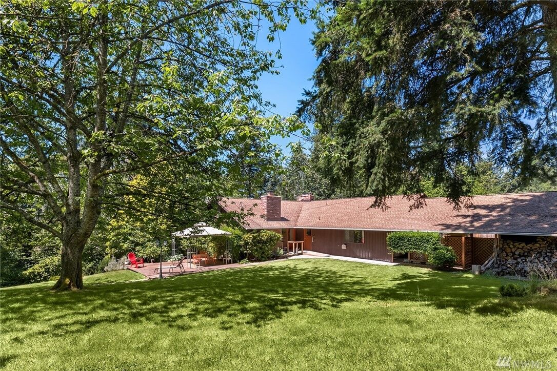 Property Photo:  11423 Woodinville-Redmond Rd  WA 98052 