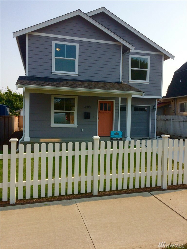 Property Photo: 2008 23rd Street WA 98201