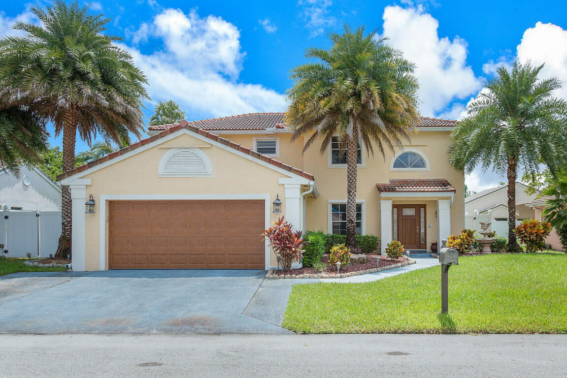 Property Photo:  592 NW 48th Avenue  FL 33442 