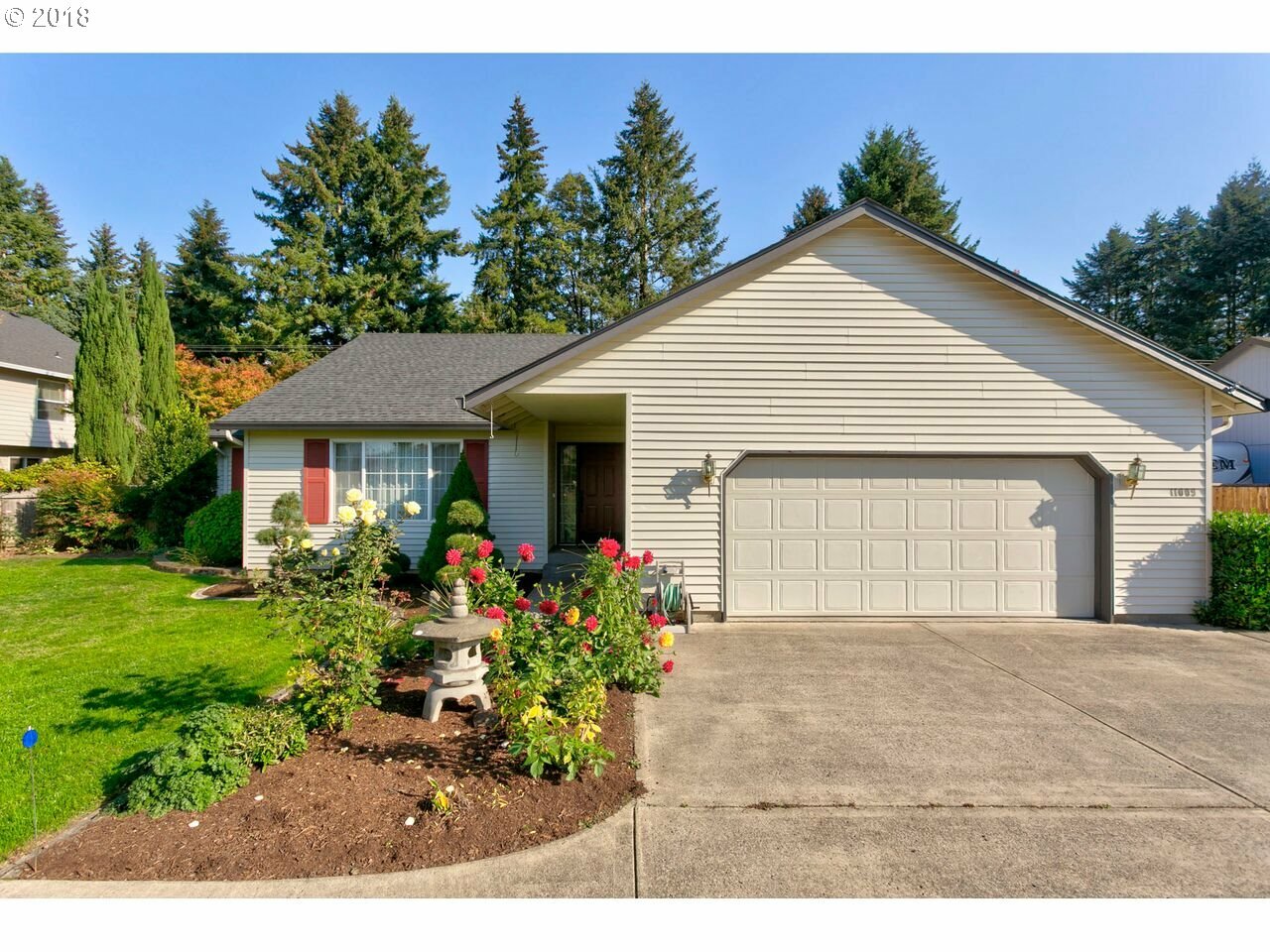 Property Photo: 11009 NW 17th Ave WA 98685