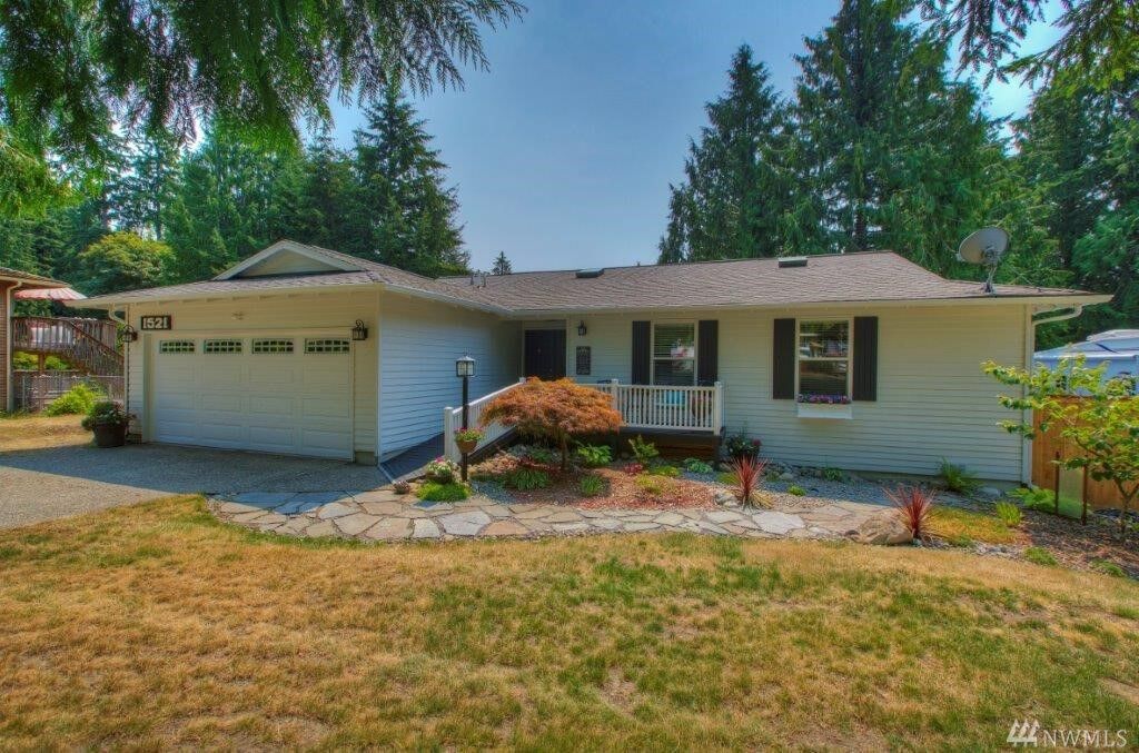 Property Photo:  1521 SW 306th Street  WA 98023 