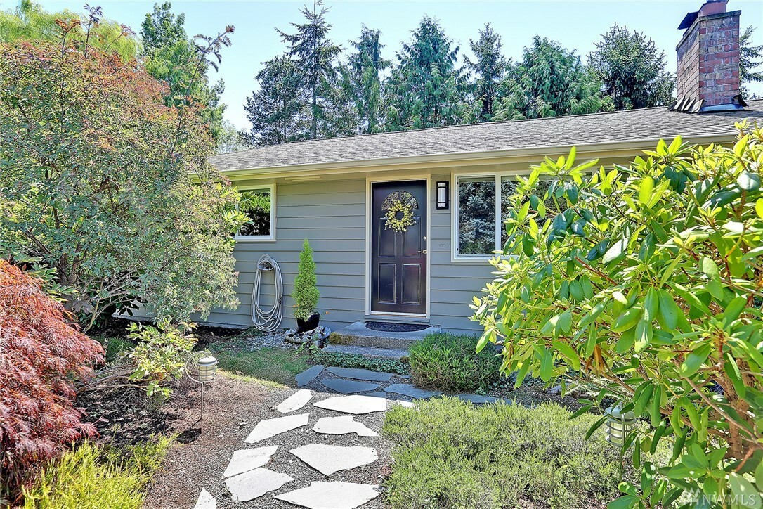 Property Photo: 5010 161st Place SW WA 98026