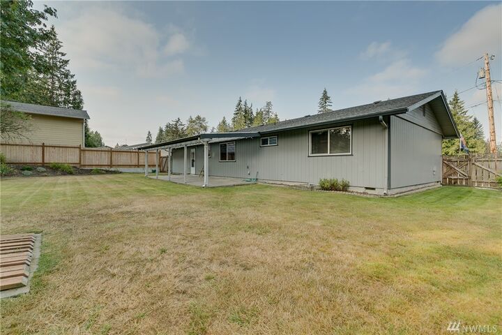 Property Photo: 2815 95th Dr SE WA 98258