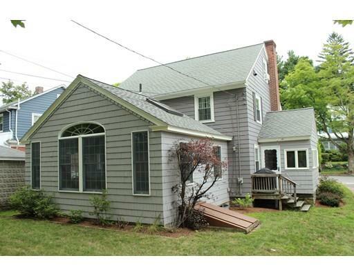 Property Photo:  35 Longfellow Rd  MA 01602 