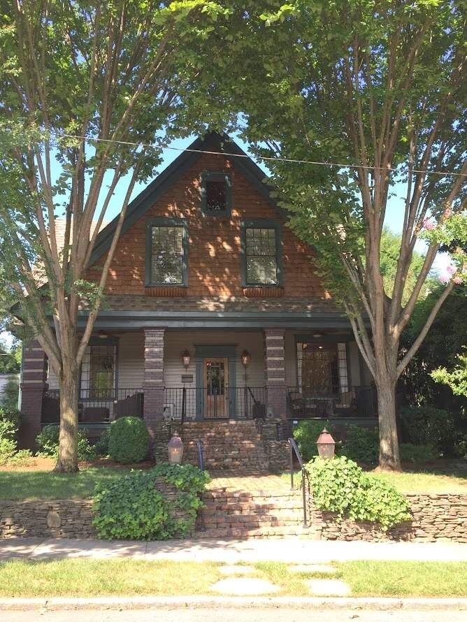 Property Photo:  170 Mills Avenue  SC 29302 