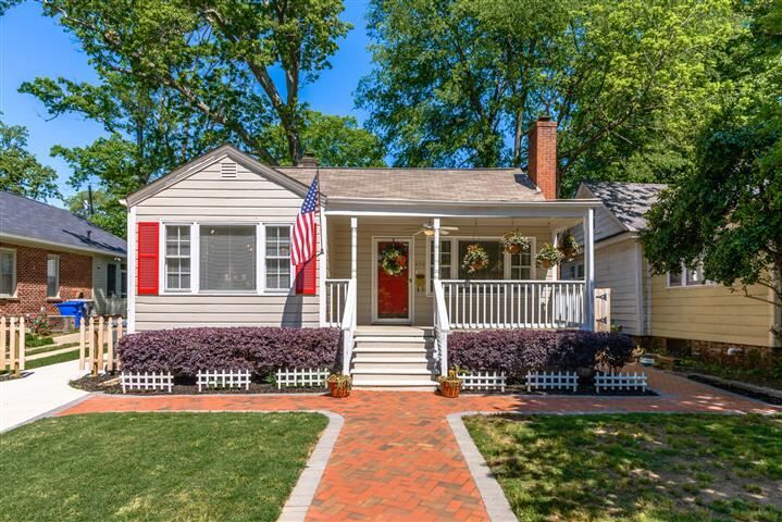 Property Photo: 656 Woodland Street SC 29302