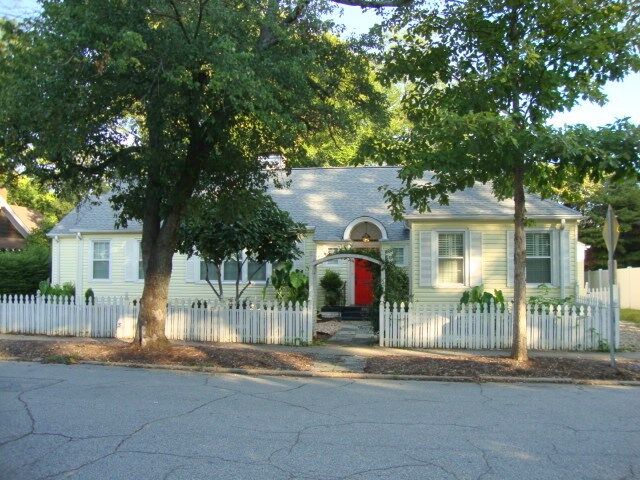 Property Photo: 568 Glendalyn Avenue SC 29302